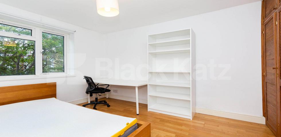 Fantastic spacious 3 bed walking distance to UCL Bridgeway Street, Euston